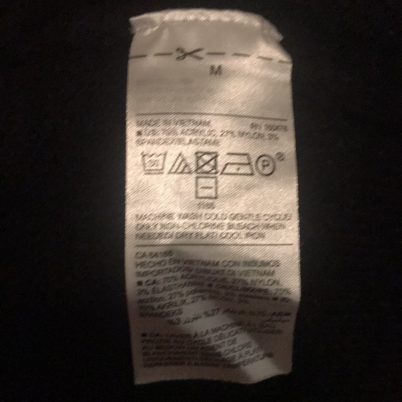 Old Navy Sweater Old Navy Sweater - Picture 3 of 5